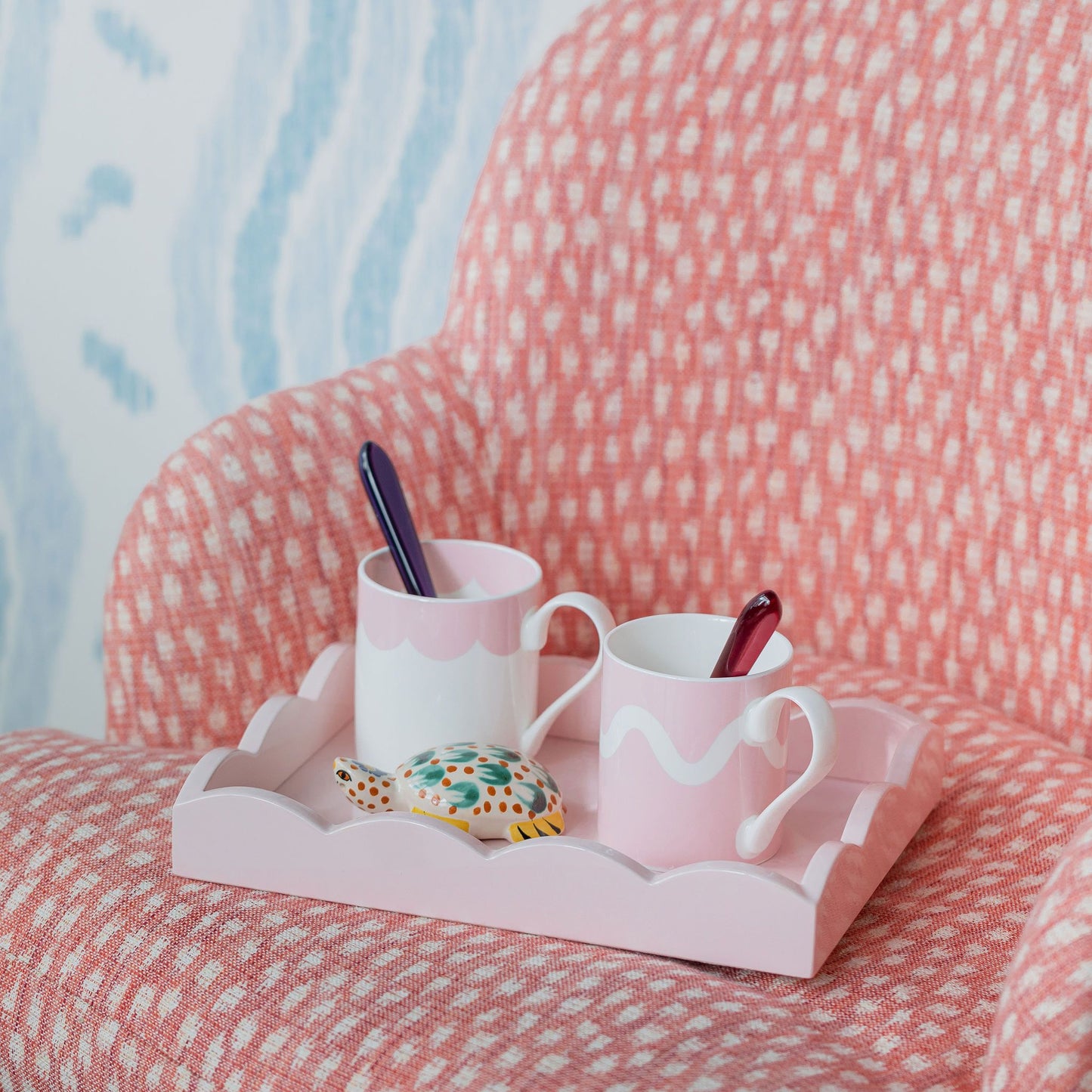 Pale Pink Small Lacquered Scalloped Tray